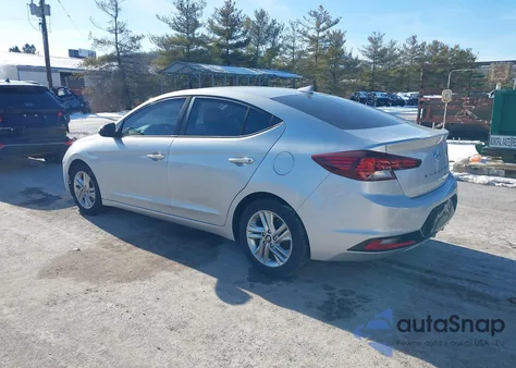 2019 Hyundai Elantra Sel z USA, uszkodzony, nr VIN KMHD84LF8KU741991